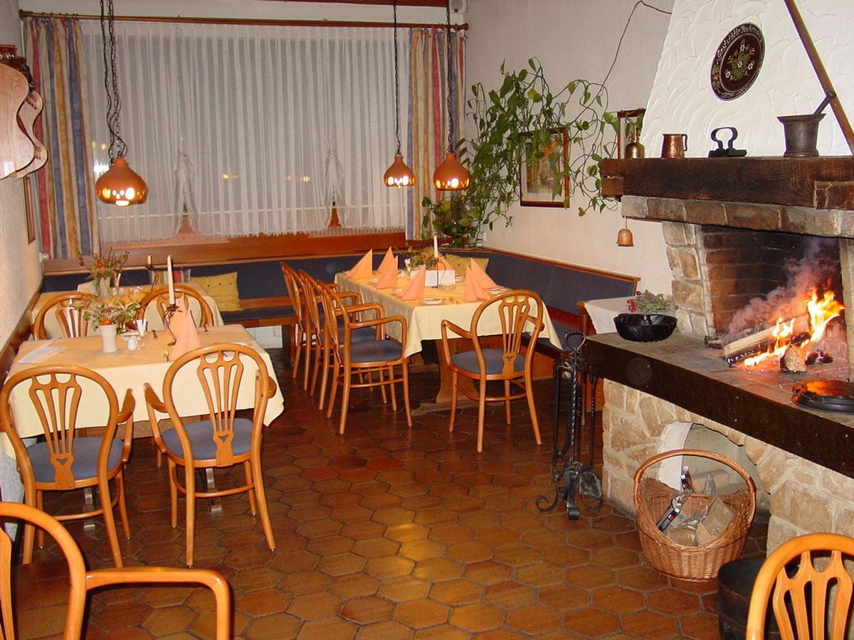Gasthof Rockensuess Schwalmstadt Eksteriør billede